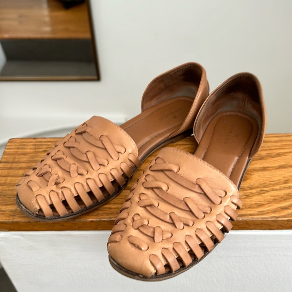 Leather sandals